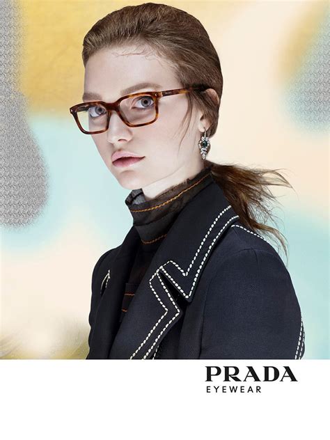 prada journal glasses 2017